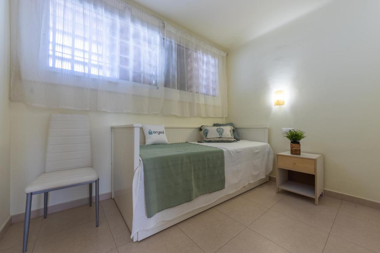 Apartamentos Jaime I Arysal Салоу Экстерьер фото